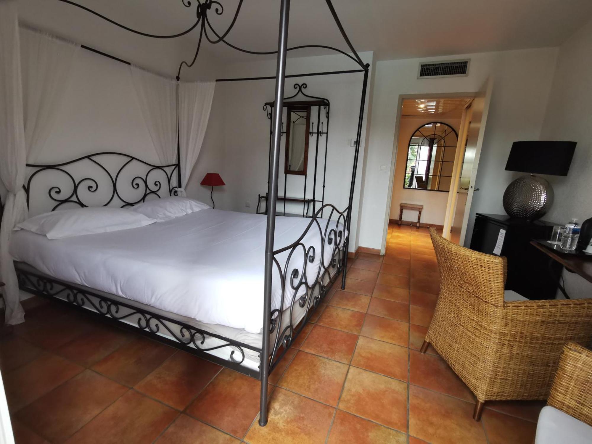 Best Western L'Orangerie Nimes Exterior foto